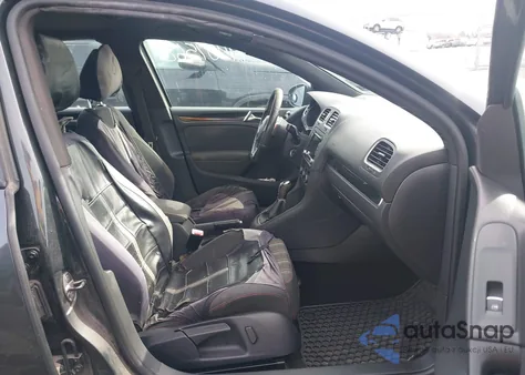 2012 Volkswagen Gti 4-Door z USA, uszkodzony, nr VIN WVWGD7AJ7CW097802